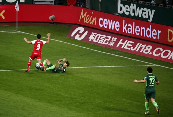  霍芬海姆主场战平沃尔夫斯堡，德甲中游球队难分伯仲