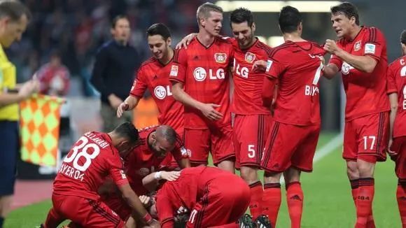  勒沃库森边路突破犀利撕开德甲防线缺口